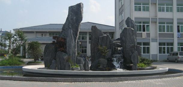 江海職業(yè)技術學院 - 最美大學