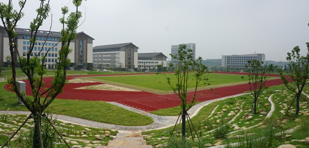 鎮(zhèn)江市高等?？茖W(xué)校 - 最美大學(xué)
