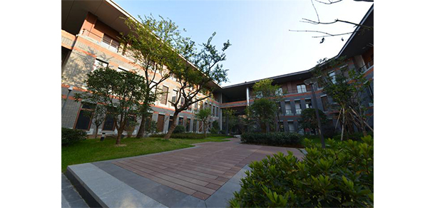 杭州萬(wàn)向職業(yè)技術(shù)學(xué)院