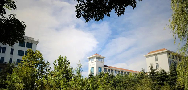 山東外國語職業(yè)技術大學 - 最美大學