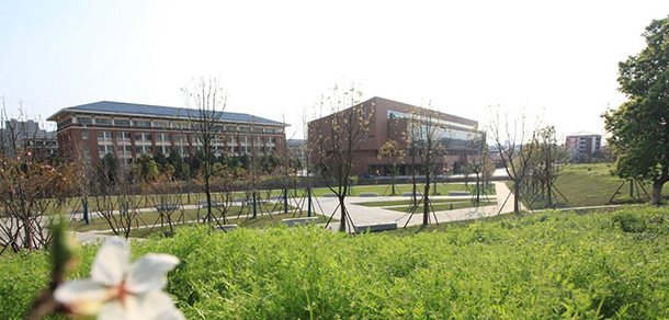 湖南軟件職業(yè)技術(shù)大學 - 最美大學