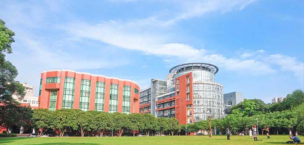 華中師范大學 - 最美院校