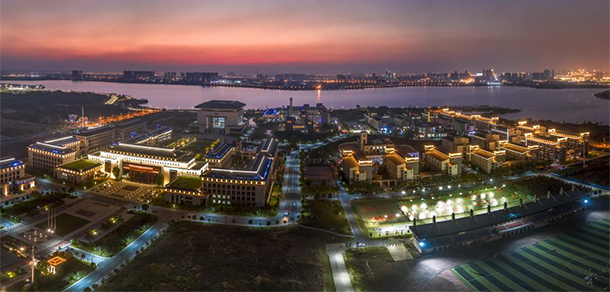 我的大學(xué)-大學(xué)志