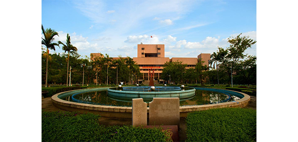 五邑大學 - 最美大學