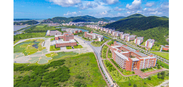 珠海科技學(xué)院 - 最美院校