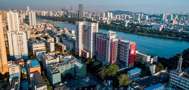 大學校志：校名、校標、校訓、?；?、校旗、校歌