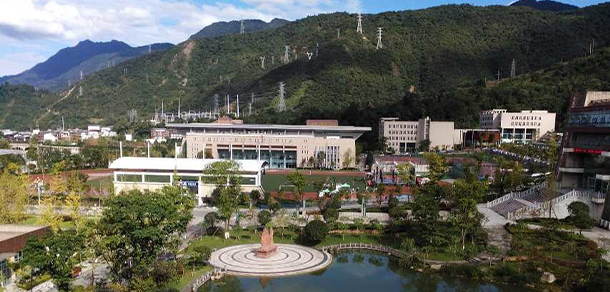 我的大學(xué)-大學(xué)志