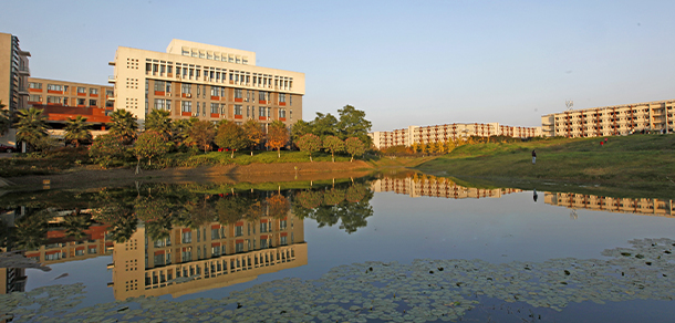 西南石油大學 - 最美大學