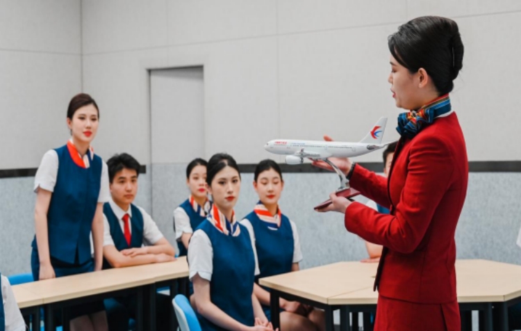 渭南師范學院航空服務(wù)藝術(shù)與管理專業(yè)2023年招生簡章