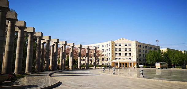 河北東方學院 - 最美大學