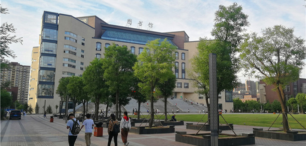 山西醫(yī)科大學 - 最美大學